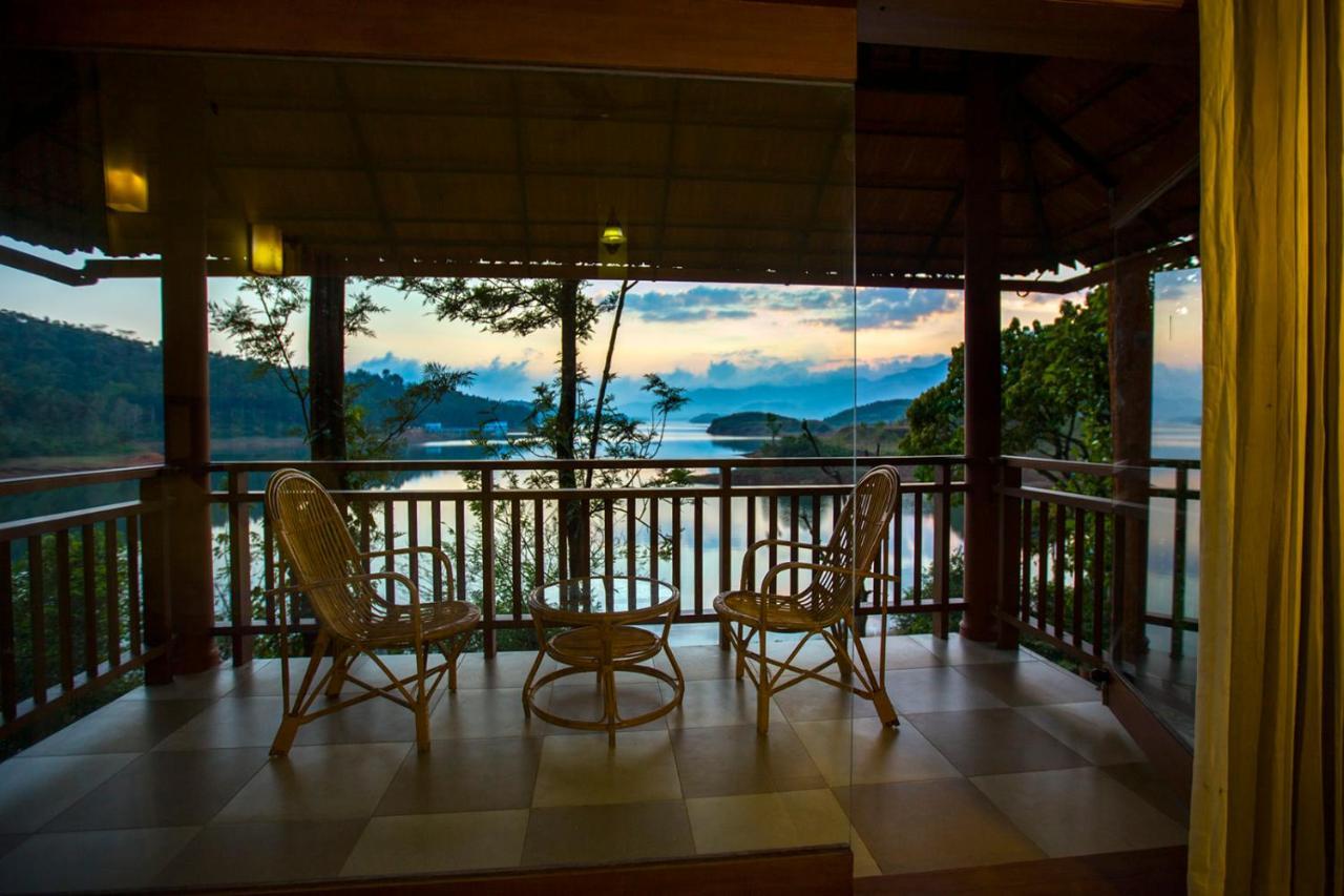 Terrace Resorts 와야나드 외부 사진