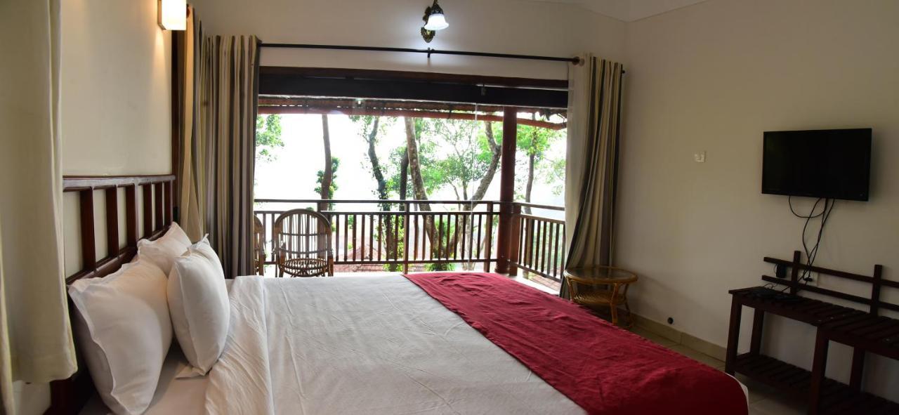 Terrace Resorts 와야나드 외부 사진